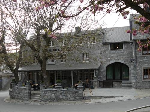 Imagen de los exteriores del Hotel De La Gare, Ferri&egrave;res. Foto 8