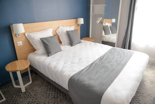 Imagen de la habitación del Hotel De La Gare, LA ROCHE-SUR-YON. Foto 5