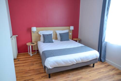 Imagen de la habitación del Hotel De La Gare, LA ROCHE-SUR-YON. Foto 6