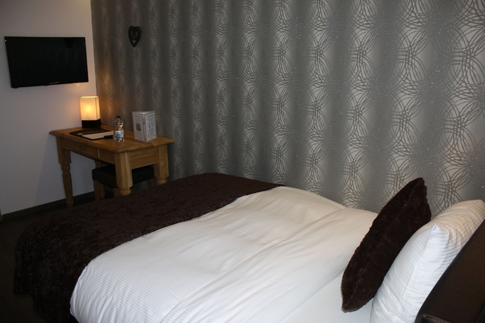 Imagen de la habitación del Hotel De La Gare, Monthey. Foto 15