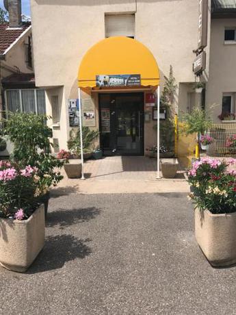 Imagen de la habitación del Hotel De La Gare, Saint-Mihiel. Foto 8