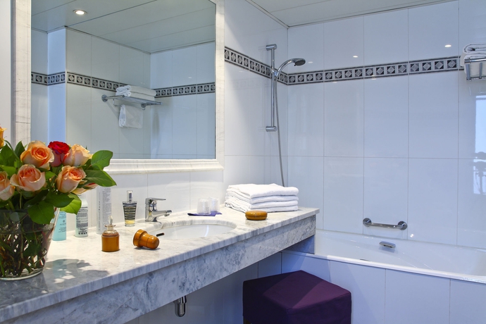 Imagen de la habitación del Hotel De La Jatte. Foto 3