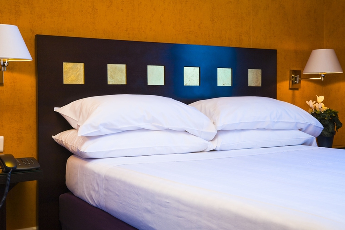 Imagen de la habitación del Hotel De La Jatte. Foto 8