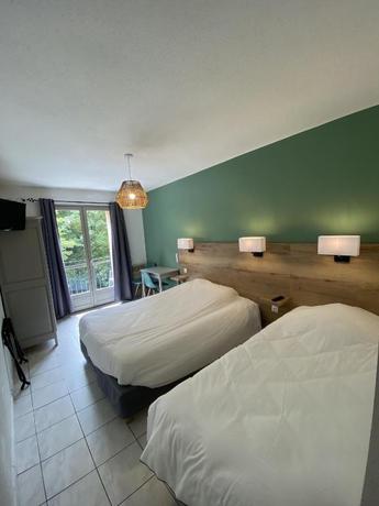 Imagen de la habitación del Hotel De La Jonte. Foto 5