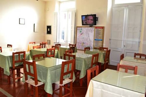 Imagen general del Hotel De La Linda. Foto 5