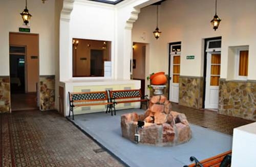 Imagen general del Hotel De La Linda. Foto 6