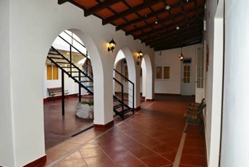 Imagen general del Hotel De La Linda. Foto 8