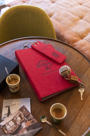 Imagen de la habitación del Hotel De La Loze. Foto 5