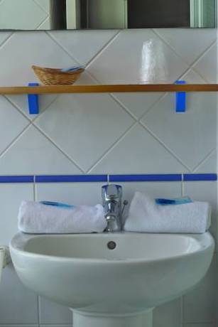 Imagen de la habitación del Hotel De La Marine, Arromanches les Bains. Foto 4