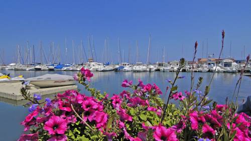 Imagen de la habitación del Hotel De La Mer, Le Barcares. Foto 13