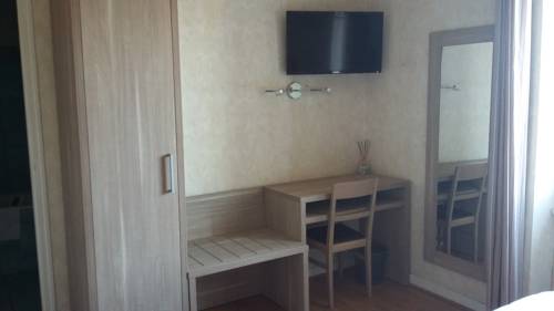 Imagen de la habitación del Hotel De La Mer, Saint Malo. Foto 6