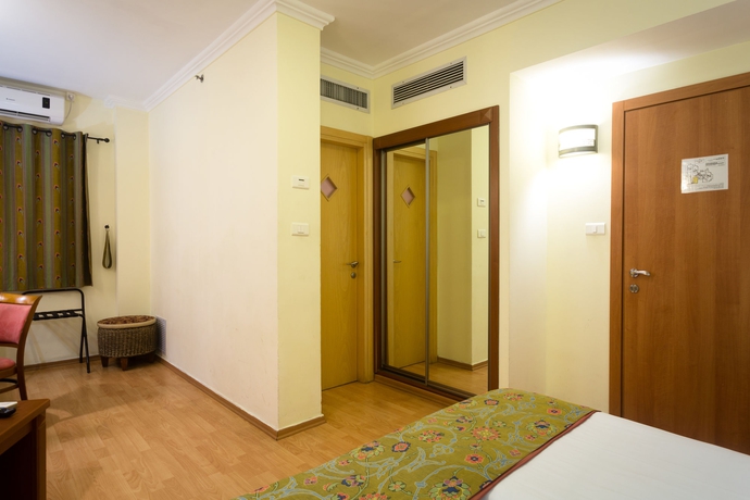 Imagen de la habitación del Hotel De La Mer, TEL AVIV. Foto 7