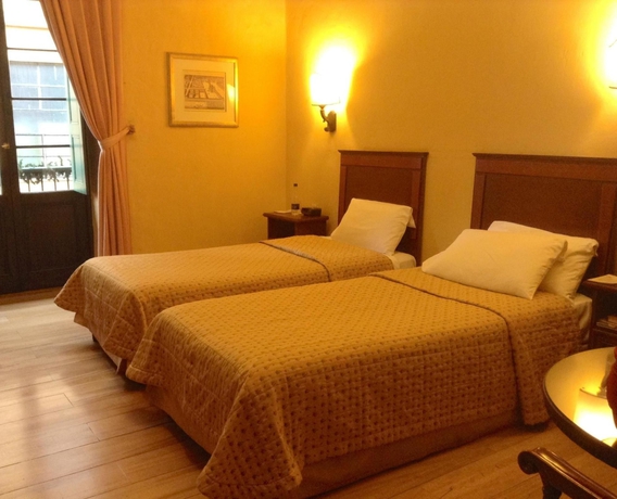 Imagen de la habitación del Hotel De La Opera. Foto 8