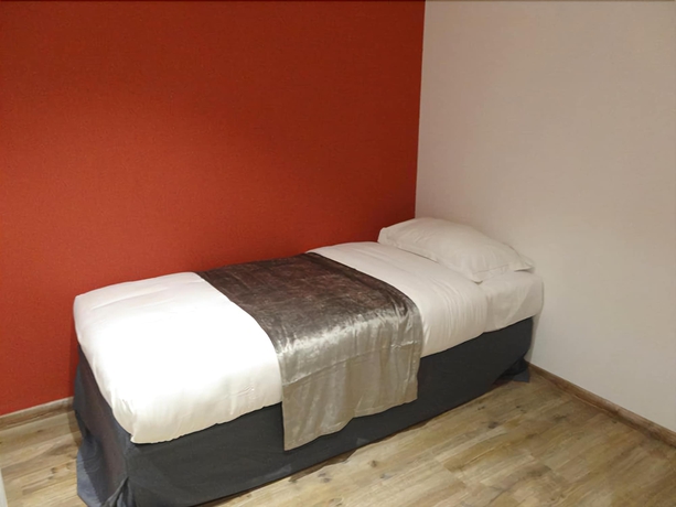 Imagen de la habitación del Hotel De La Paix, Bapaume. Foto 7