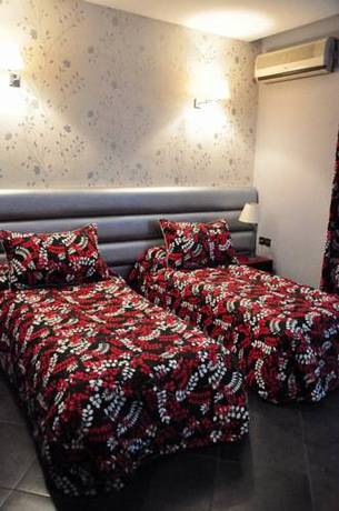 Imagen de la habitación del Hotel De La Paix, Fez. Foto 9