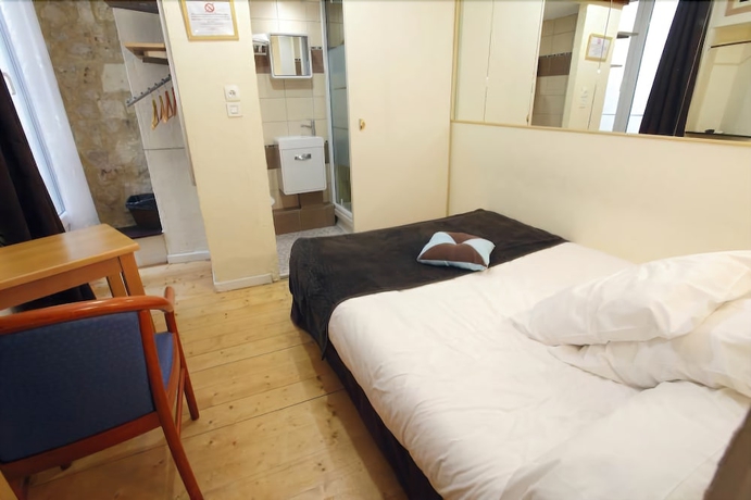 Imagen de la habitación del Hotel De La Paix, LA ROCHELLE. Foto 6