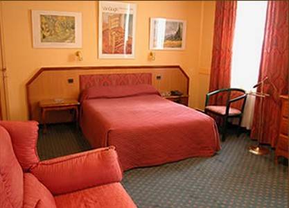 Imagen de la habitación del Hotel De La Paix, Lille. Foto 5