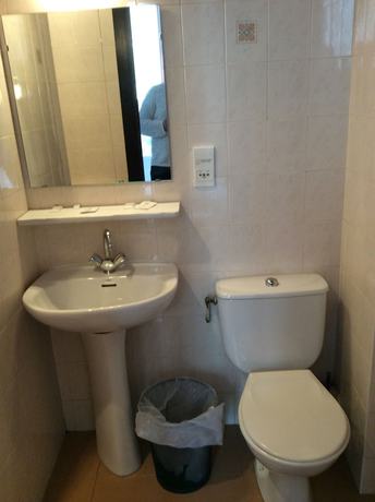 Imagen de la habitación del Hotel De La Place, Malakoff. Foto 11