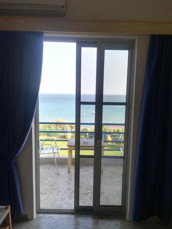 Imagen general del Hotel De La Plage Koroni. Foto 1