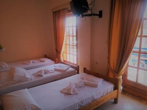 Imagen general del Hotel De La Plage Koroni. Foto 5