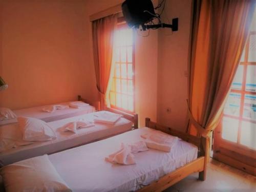 Imagen de la habitación del Hotel De La Plage Koroni. Foto 9