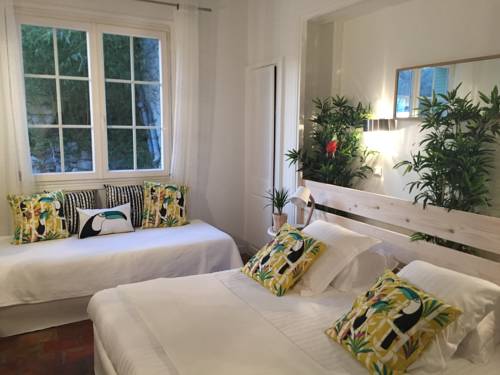 Imagen de la habitación del Hotel De La Plage Mahogany. Foto 10