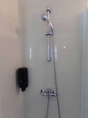 Imagen de la habitación del Hotel De La Plage, PALAVAS-LES-FLOTS. Foto 7