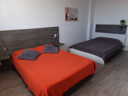 Imagen de la habitación del Hotel De La Plage, PALAVAS-LES-FLOTS. Foto 10