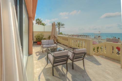 Imagen de la habitación del Hotel De La Plage, Pietra Ligure. Foto 8