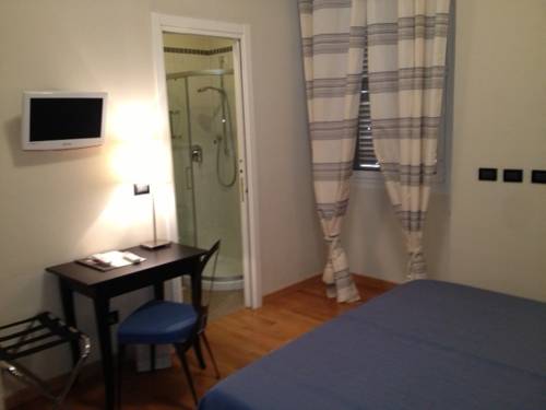 Imagen de la habitación del Hotel De La Plage, Pietra Ligure. Foto 13