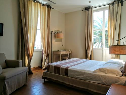 Imagen de la habitación del Hotel De La Plage, Pietra Ligure. Foto 15