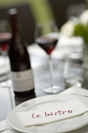 Imagen del bar/restaurante del Hotel De La Poste, Beaune. Foto 3