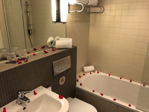 Imagen de la habitación del Hotel De La Poste, Esch-sur-alzette. Foto 13