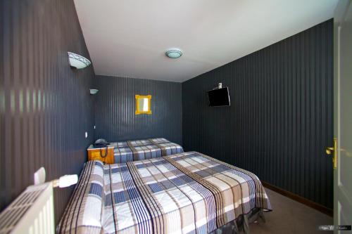 Imagen de la habitación del Hotel De La Poste, Langres. Foto 6