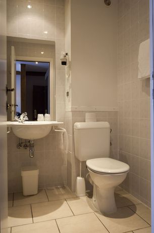 Imagen de la habitación del Hotel De La Poste - Relais Napol&eacute;on Iii. Foto 4