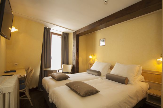 Imagen de la habitación del Hotel De La Poste - Relais Napol&eacute;on Iii. Foto 6