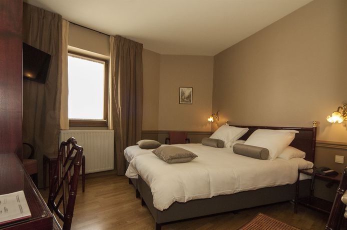 Imagen de la habitación del Hotel De La Poste - Relais Napol&eacute;on Iii. Foto 8