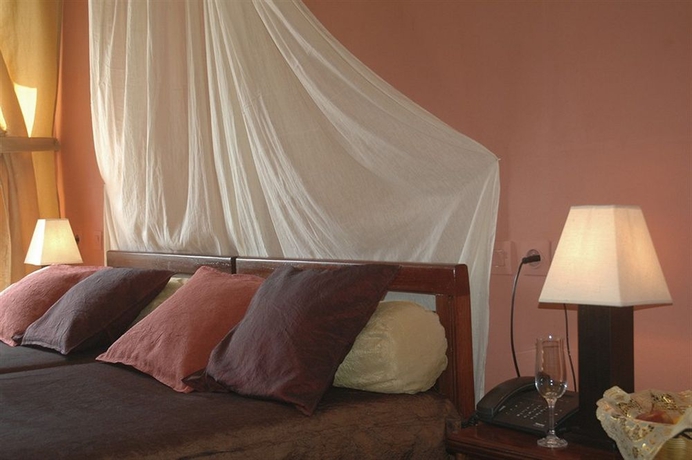 Imagen de la habitación del Hotel De La Poste, Saint Louis. Foto 11