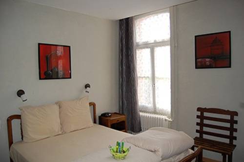 Imagen de la habitación del Hotel De La Poste, Saulieu. Foto 3