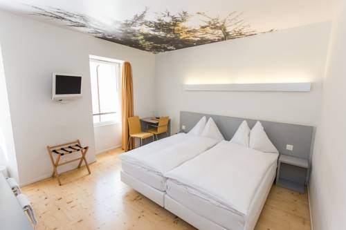 Imagen de la habitación del Hotel De La Poste Sierre. Foto 6