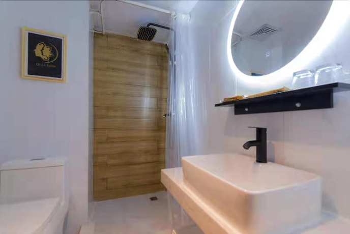 Imagen de la habitación del Hotel De La Reine Bar and Spa Guangzhou. Foto 9