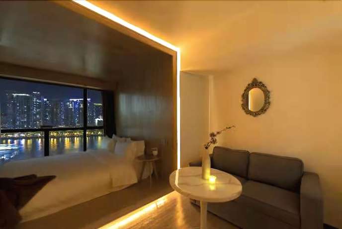 Imagen de la habitación del Hotel De La Reine Bar and Spa Guangzhou. Foto 15