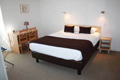 Imagen de la habitación del Hotel De La Rhune. Foto 3