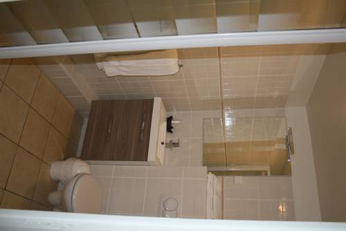 Imagen de la habitación del Hotel De La Rhune. Foto 15