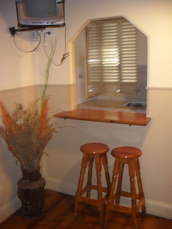 Imagen de la habitación del Hotel De La Rue. Foto 7