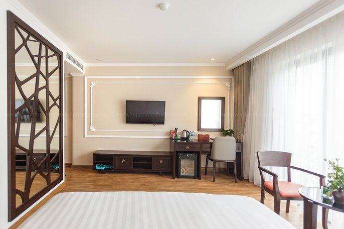 Imagen de la habitación del Hotel De La Seine. Foto 5