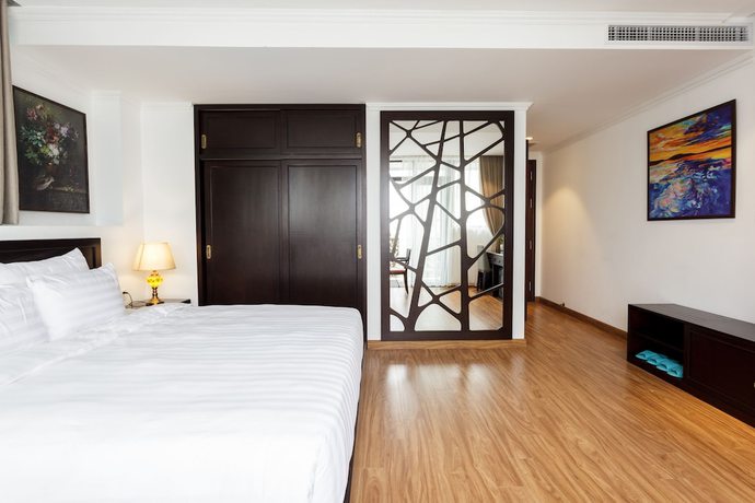 Imagen de la habitación del Hotel De La Seine. Foto 12