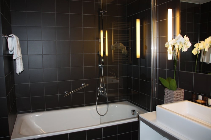 Imagen de la habitación del Hotel De La Source, Francorchamps. Foto 14