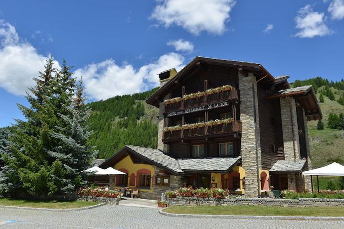 Imagen general del Hotel De La Tor. Foto 2