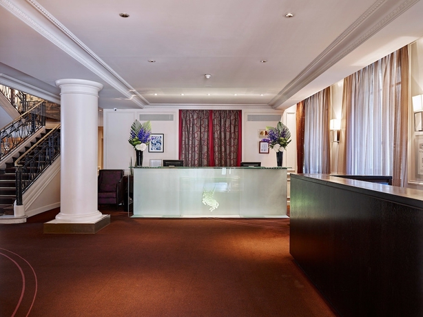 Imagen de los interiores del Hotel De La Trémoille. Foto 18